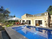 Holiday Home Villa Llop- Wunderschöne moderne Villa mit Sauna by Interhome