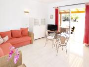 Apartment Wohnung Paloma mit Terrasse und Gemeinschaftspool by Interhome