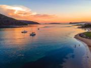 SeaBreeze at Ettalong Spacious Coastal Retreat