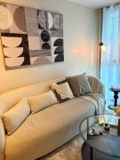 Luxury-Styled 2BR Uptown T2 Parksuites BGC