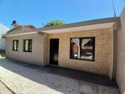 CASA CHALET con PARQUE