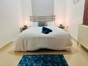 Comfortable Apartment in Hammersmith near Heathrow and Central London links