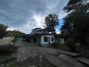 Chalet con puerta al arroyo