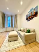1 BDR Flat-Super transport links to Central London
