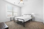 CozySuites Modern 2BR Nora Indianapolis #9