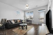 CozySuites Modern 2BR Nora Indianapolis #9