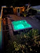 Cozy chalet Jacuzzi et piscine en Haute Provence