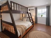 Clark International Airport Xevera Whiz Staycation Duplex Townhouse with Two Rooms