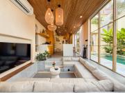 Casa Uluwatu - Coastal Rooftop Retreat in Uluwatu with Sea Views