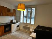 2 pièces cosy et calme, chambre fermée sur cour