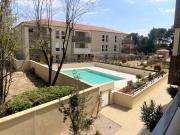 Appartement climatisé avec piscine et parking à Uzès