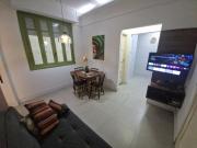 Refúgio Aconchegante com Toque Retrô