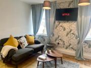 Cozy & unique two bedroom apt in the heart of town