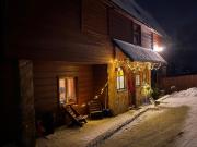 Dom w Sadzie Frydrychówka