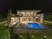 Beach Villa with pool near Split