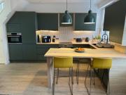 Aura - Elegant Retreat in Prime Leeds Location! Aura - Elegant Retreat in Prime Leeds Location!