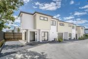 Auckland Airport Abode 2 x ensuites