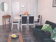 Apartamento a uma quadra do mar