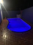 Casa grande com piscina