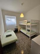 guest rooms close airport