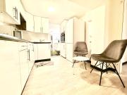 2 Rooms in Center of Zürich HB Station