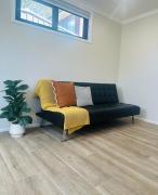 Top Ingleburn