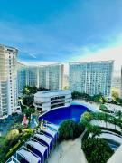 The Jade and Gilt Azure Staycation