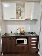 In Adelaide City 2 bedrooms & 1 bathroom apartment