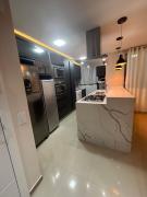 Seu refúgio em Bombinhas, conforto e pé na areia