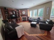 Luxury Family Estate Near PDX, Theater, Sauna & Game Room