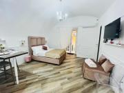 DonnAnna Naples City Center Luxury Apartment