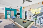 NEW Sea Drift Oasis - Heated Pool Spa Game Room