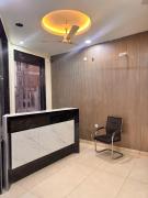 Hotel RK Palace - Near Bankey Bihari Temple