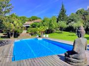 Charming Grimaud summer house pool garden
