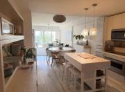 Seawinds Beachfront -Top Floor Less Mosquitos -Full Security