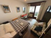 Neve 5 Apartment Clotes slope access