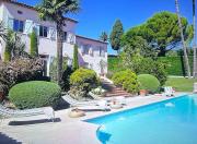 Fantastic family house private pool garden