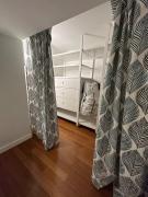 Flowers, a cozy suite in Milan