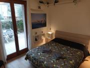 Airport and station retreat