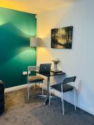 The Woodlands 3bed 2bath