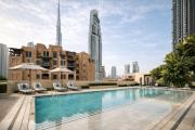 BURJ ROYALE - Luxurious Two-Bedroom apartment in DOWNTOWN, Burj Khalifa view POOL in the building, 5-min walk to Dubai Mall & Dubai Fountains