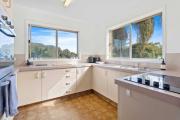 Burleigh Heads 2BR, Walk to Beach, Free Parking