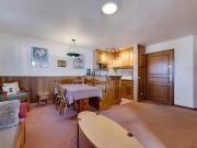 Appartement 4 pers. à Val-dIsère, ski aux pieds, balcon, parking, WIFI - FR-1-862-42