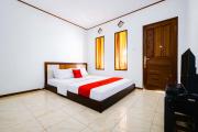 RedDoorz at Pondok Alief near Pantai Ujung Genteng 3