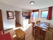 Bel appartement 4 pièces 10 personnes - proche pistes - superbe vue - 2 balcons