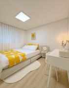 Ttukseom Station 6 minutes,Airport Bus 9 minutes,Seongsu,Seoul Forest,Myeongdong,Gwangya,Lotte World,KSPO