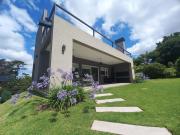 Casa Sierra de los Padres Gran parque y pileta