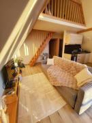 Chalés Luna In Rio A-Frame piscina privada Natureza & Tranquilidade no Minho