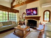 Chalet Saint Tropez - Bright & Spacious 5BR Home - Walk to Imarangatú