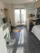 CADUCÉE Studio climatisé balcon ensoleillé parking proche Montpellier